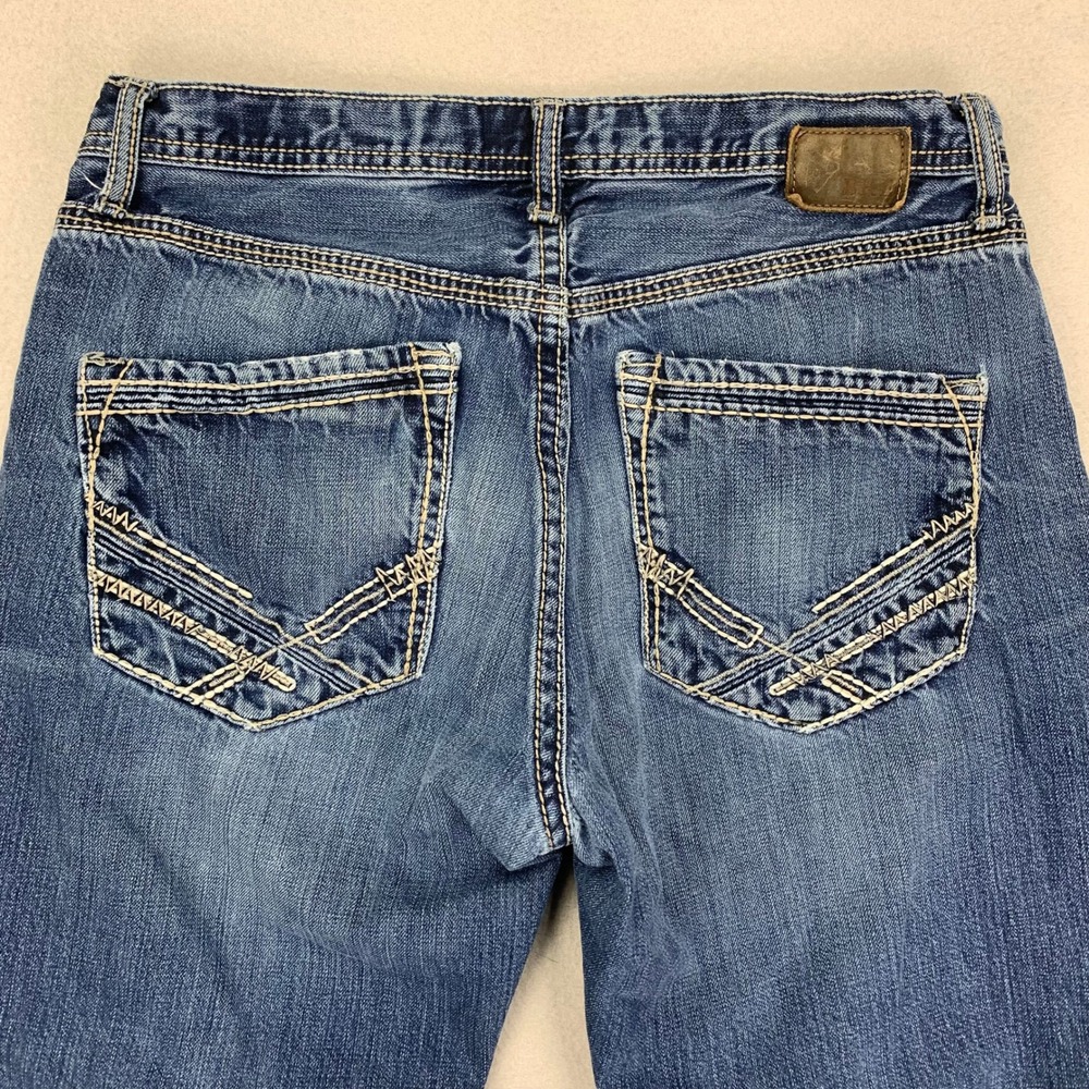 BKE Jeans Tyler Straight Mens 32S Blue Faded Whiskering Thick Stitch Denim Retro